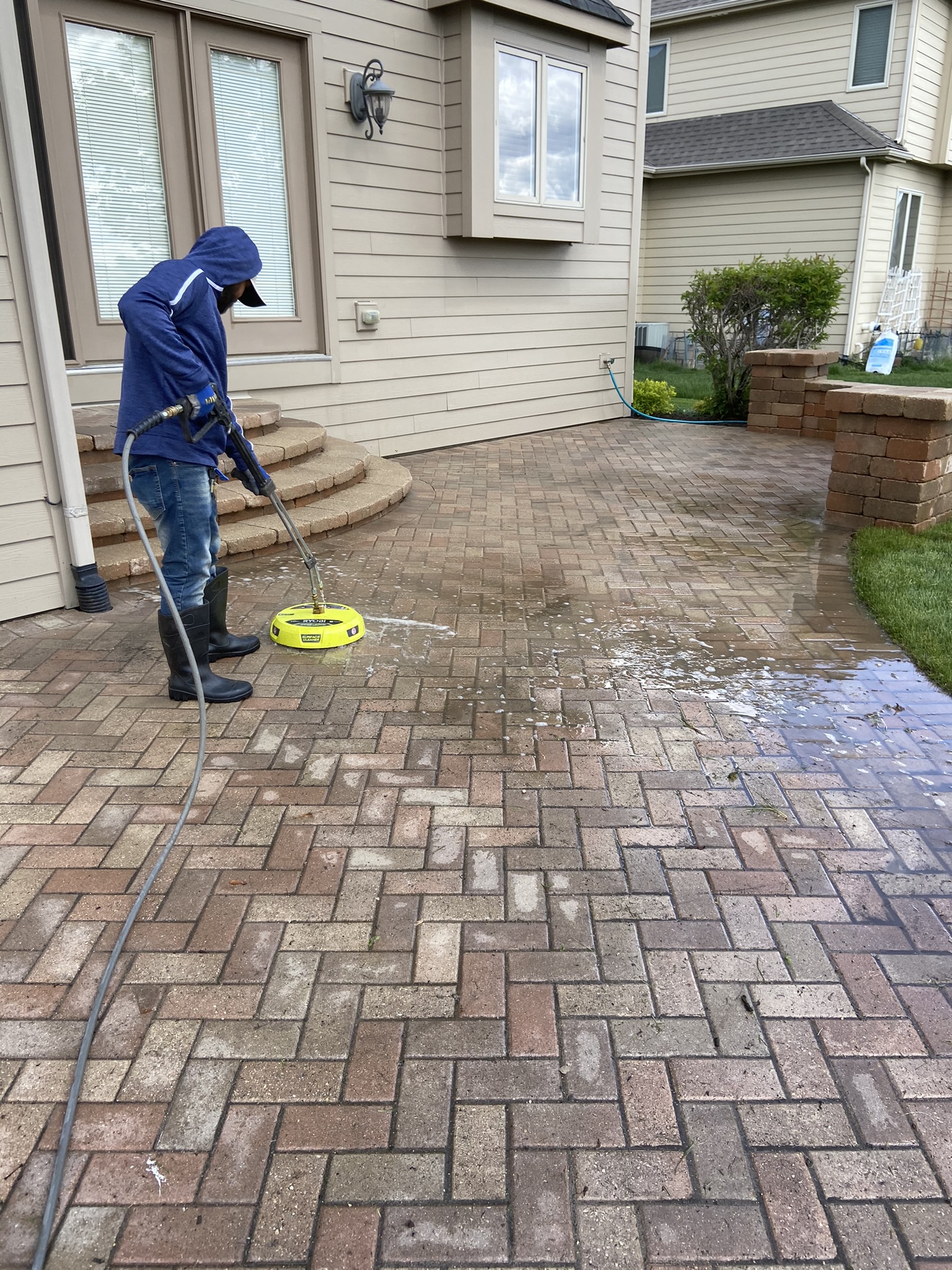 Hy Tech Landscaping Cleaning and restoration of brick patio